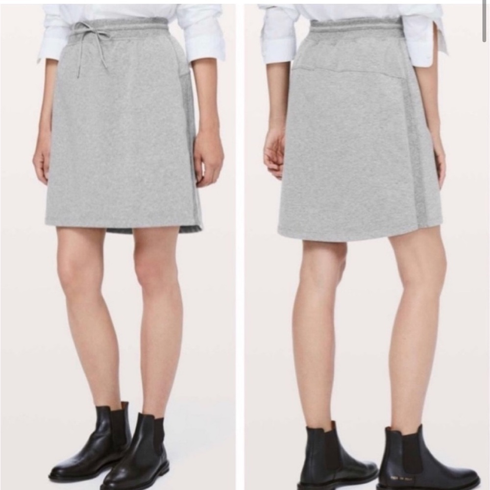 Lululemon Start Anew Skirt *21" Heathered
Medium Grey size four